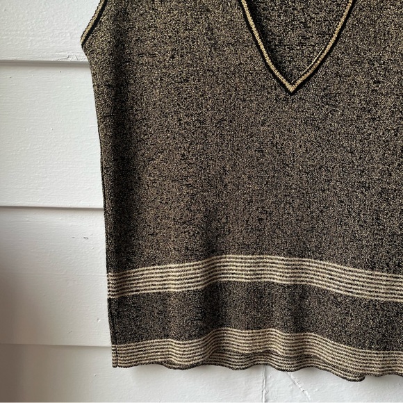 Vintage Metallic Gold and Black Sleeveless V-Neck Knit Top - Picture 4 of 10